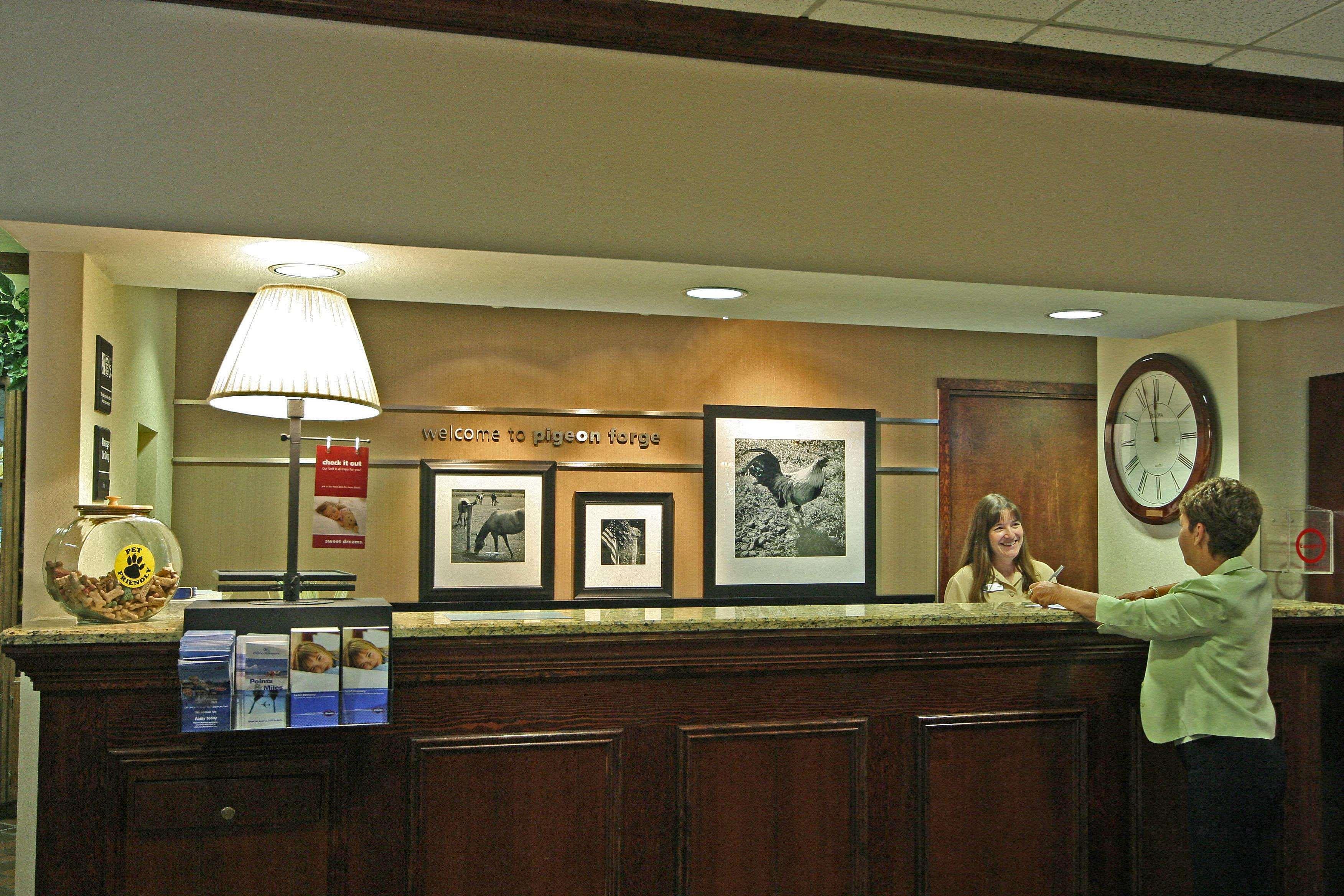 Hampton Inn & Suites Pigeon Forge On The Parkway Dalaman gambar